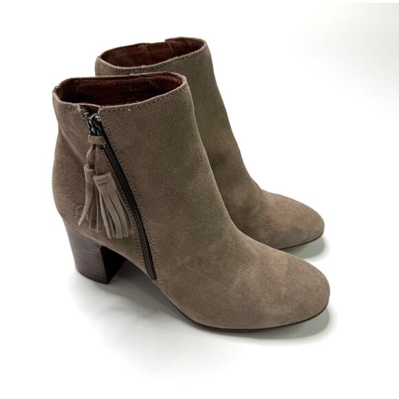 Born Michie Taupe Suede Leather Ankle Boot Tassel Side Zip Chunky Heels - Sz 8 - Picture 1 of 12